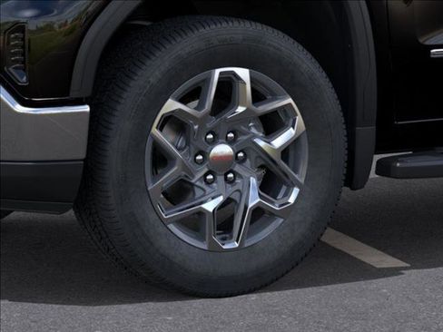 New 2026 GMC Sierra 1500 SLT image 9