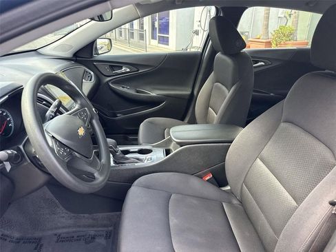 Used 2025 Chevrolet Malibu LT FWD image 17