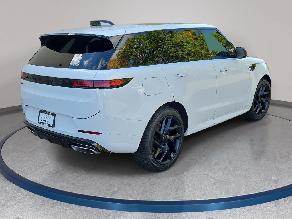 New 2027 Land Rover Range Rover Sport Battersea AWD/4WD image 5