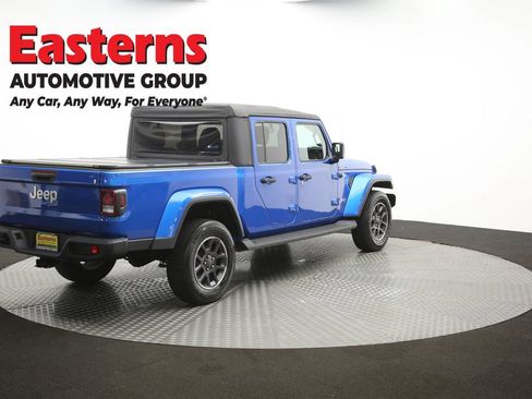 Used 2021 Jeep Gladiator Overland AWD/4WD image 38