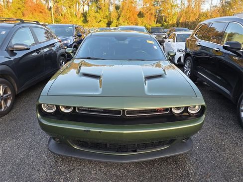 Used 2018 Dodge Challenger R/T Scat Pack w/ Leather Interior Group image 2