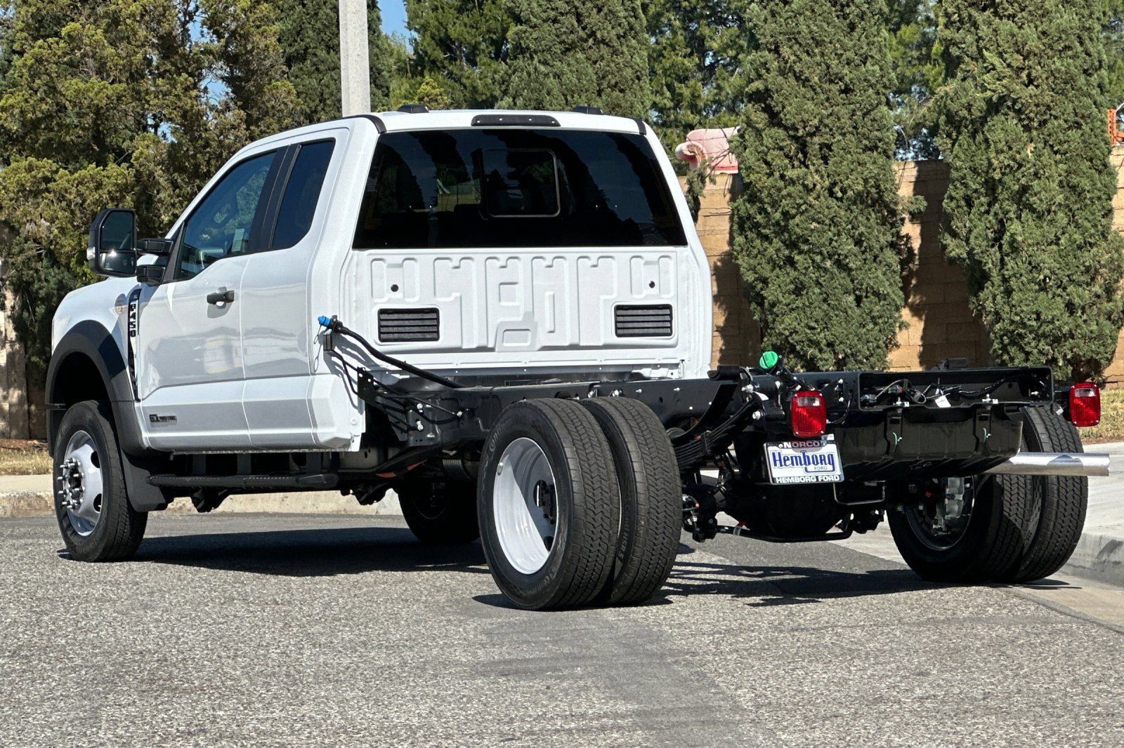 New 2026 Ford F450 XL w/ XL Chrome Package RWD image 6