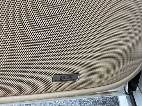 Used 2013 Lexus LS 460 Luxury w/ Comfort Pkg image 36