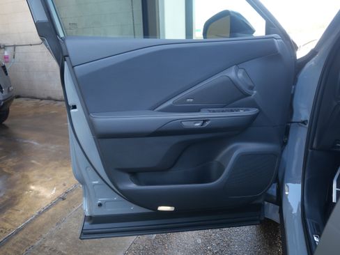 Used 2025 Lexus TX 500h AWD image 19