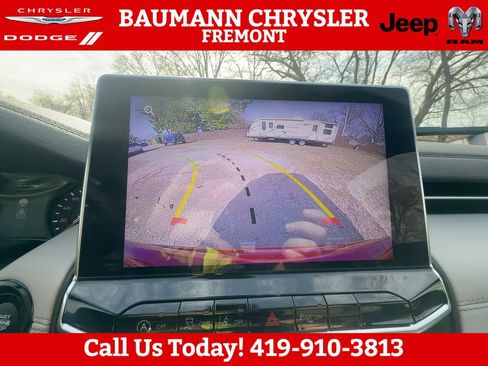 Used 2025 Jeep Compass Limited AWD/4WD image 20