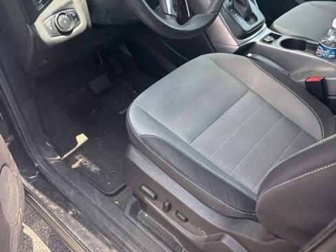 Used 2014 Ford Escape SE FWD image 3