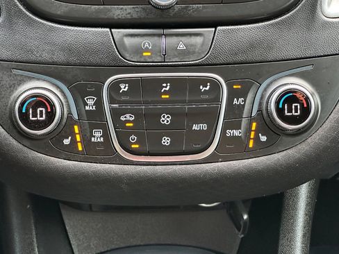 Used 2023 Chevrolet Malibu LT FWD image 28