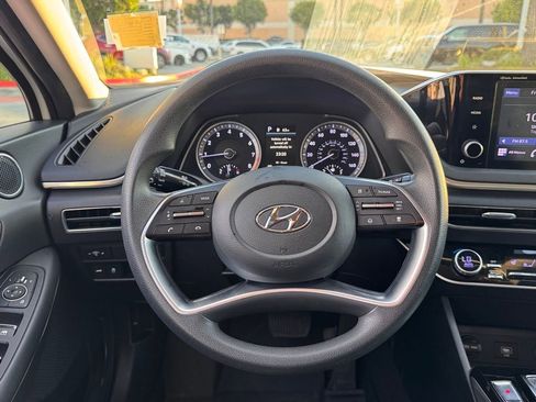 Used 2022 Hyundai Sonata SEL image 15