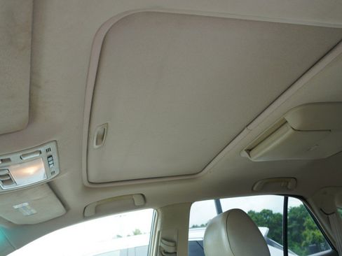Used 2004 Lexus RX 330 w/ Premium Plus Pkg FWD image 12