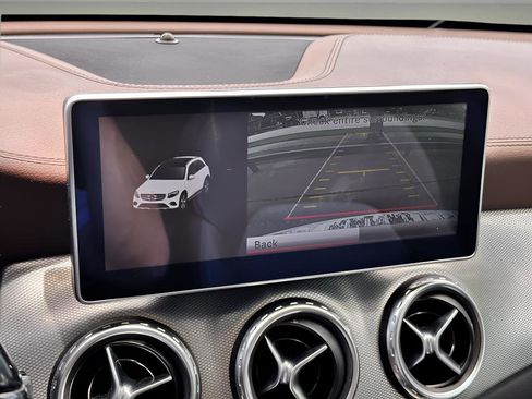 Used 2015 Mercedes-Benz GLA 250 4MATIC image 8