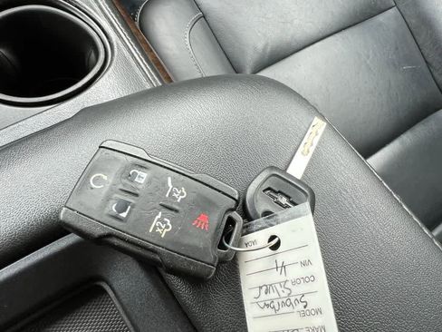 Used 2019 Chevrolet Suburban LT image 47