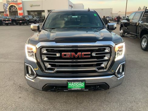 Used 2021 GMC Sierra 1500 SLT image 2