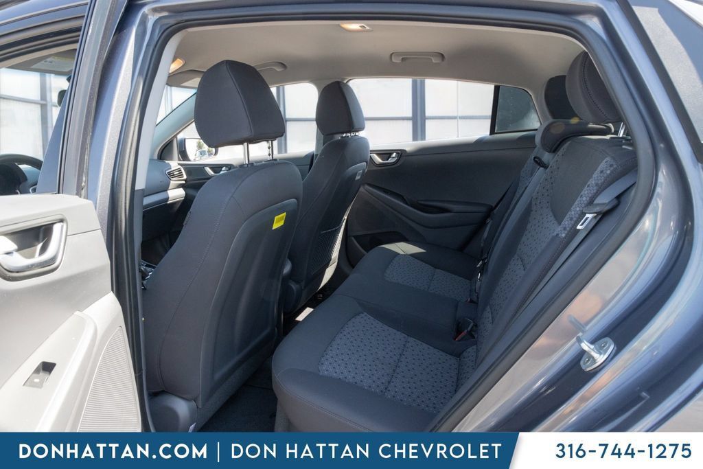 Used 2017 Hyundai Ioniq SEL FWD image 19