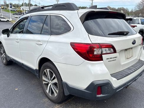 Used 2018 Subaru Outback 2.5i Limited image 5