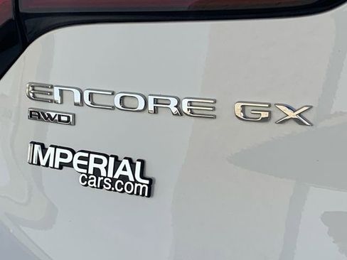 Used 2024 Buick Encore GX Sport Touring image 14