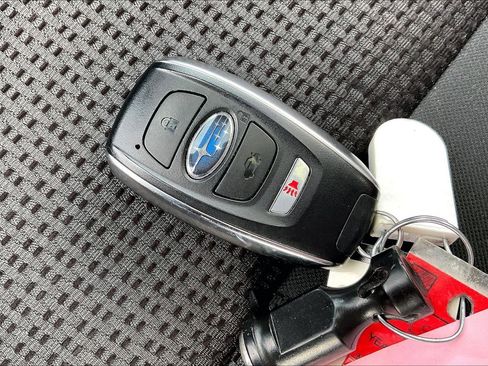 Certified 2025 Subaru Outback Premium w/ Popular Package #1A image 9