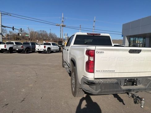 Used 2024 Chevrolet Silverado 2500 Custom w/ Custom Value Package image 18