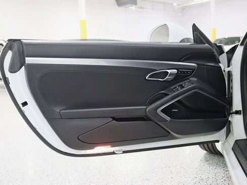 Used 2017 Porsche 911 Carrera S RWD image 32