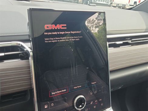 New 2025 GMC Sierra EV Denali image 21