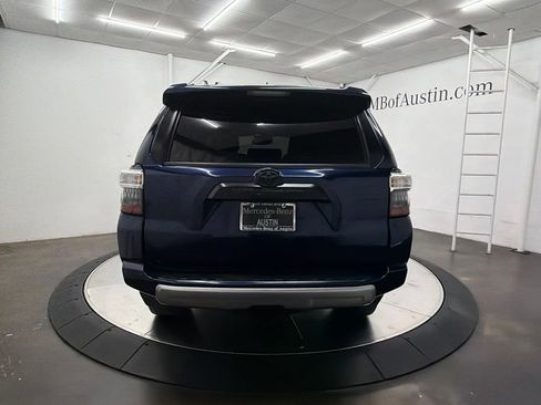 Used 2021 Toyota 4Runner TRD Off-Road Premium w/ Moonroof Package AWD/4WD image 6