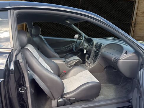Used 2003 Ford Mustang Cobra RWD image 16