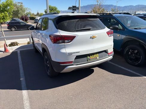 Used 2022 Chevrolet TrailBlazer LT w/ Convenience Package image 6