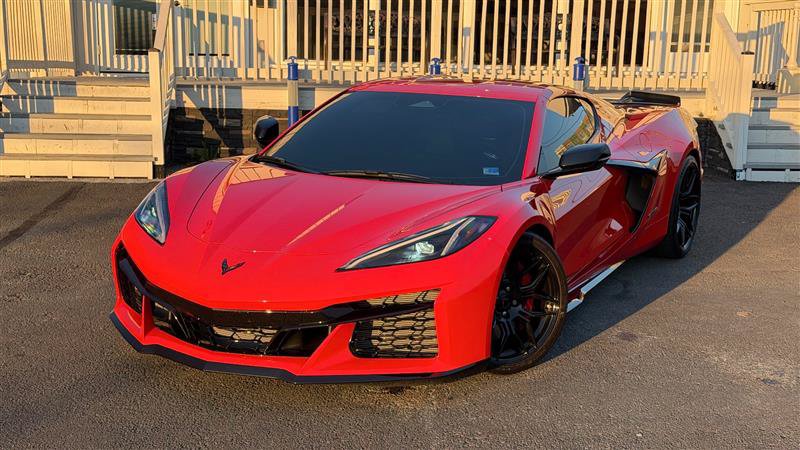 Used 2026 Chevrolet Corvette Z06 RWD image 2