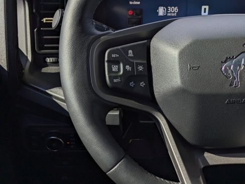 New 2025 Ford Bronco Badlands image 42