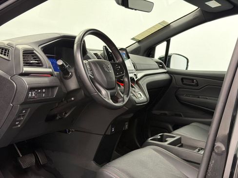 Used 2023 Honda Odyssey Sport image 15