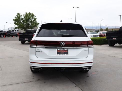 Used 2025 Volkswagen Atlas SEL Premium R-Line AWD/4WD image 5