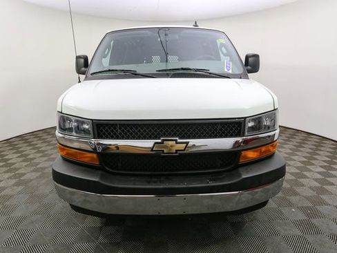 Used 2024 Chevrolet Express 2500 w/ Driver Convenience Package RWD image 4