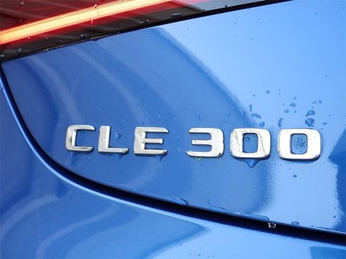 Certified 2025 Mercedes-Benz CLE 300 4MATIC Coupe image 8