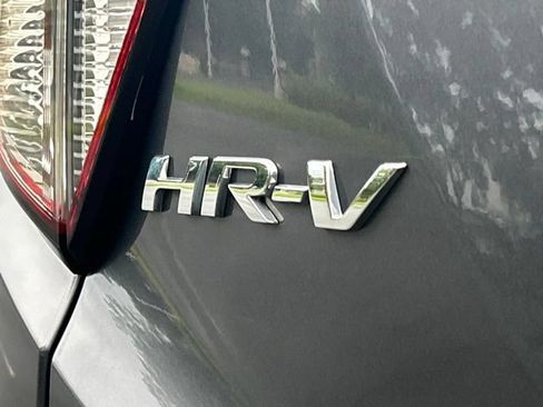 Used 2019 Honda HR-V Sport image 14