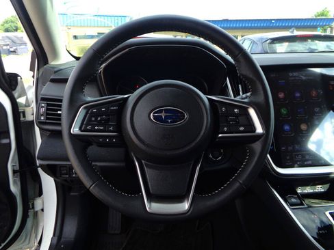 Certified 2025 Subaru Outback Premium AWD/4WD image 11