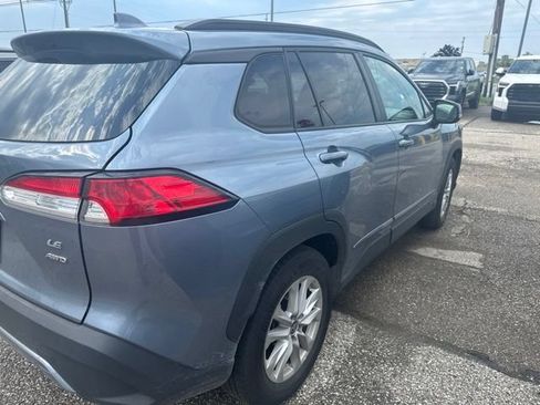Used 2024 Toyota Corolla Cross LE w/ Moonroof Package AWD/4WD image 7
