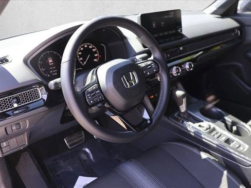 Used 2025 Honda Civic Sport image 10