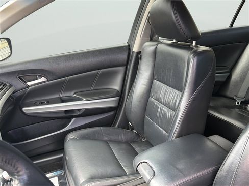 Used 2010 Honda Accord EX-L image 14