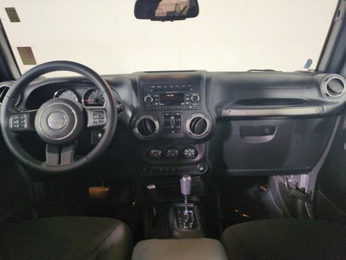 Used 2017 Jeep Wrangler Unlimited Sport w/ Quick Order Package 24S AWD/4WD image 12