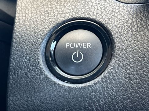 Used 2026 Toyota Camry XLE FWD image 22
