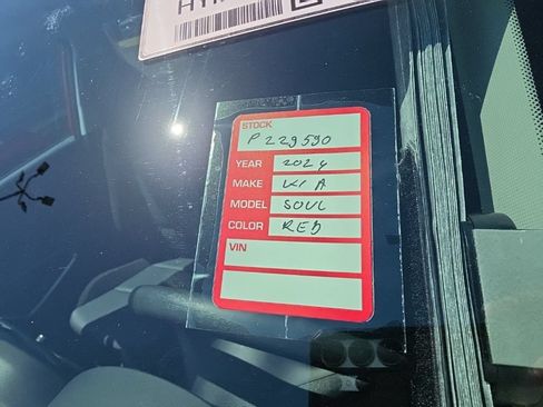 Certified 2024 Kia Soul LX w/ Option Group 015 FWD image 7