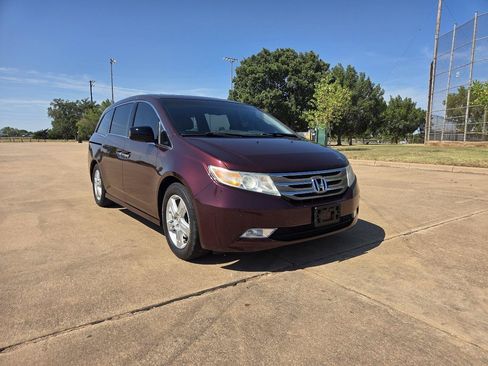 Used 2012 Honda Odyssey Touring image 31