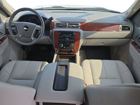 Used 2013 Chevrolet Tahoe LT w/ All-Star Edition AWD/4WD image 9
