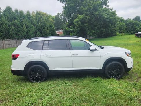 Used 2023 Volkswagen Atlas SE w/ Black Wheel Package AWD/4WD image 10