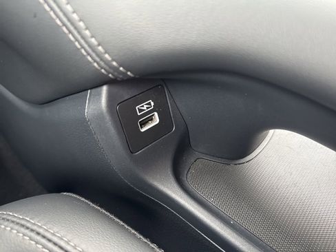 Certified 2023 Honda HR-V EX-L image 31