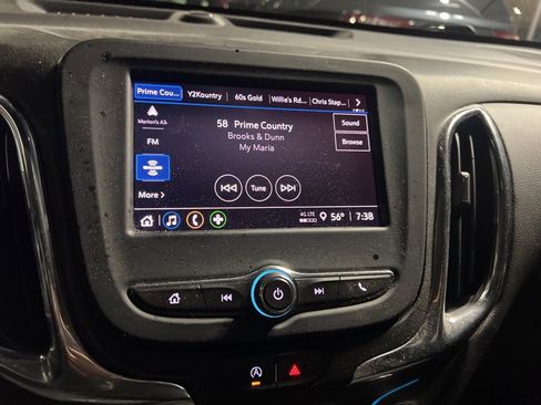 Used 2023 Chevrolet Equinox LT image 17