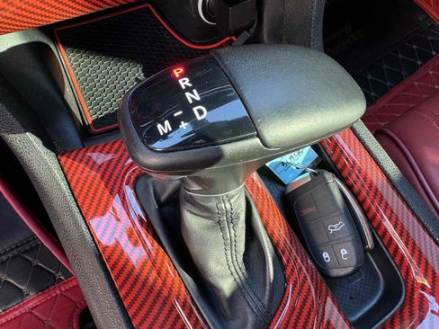 Used 2019 Dodge Charger R/T w/ Blacktop Package image 27