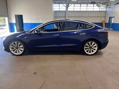 Used 2018 Tesla Model 3 Long Range image 6