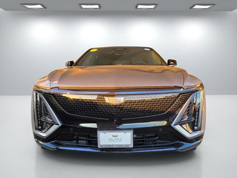 New 2025 Cadillac Lyriq Sport image 2