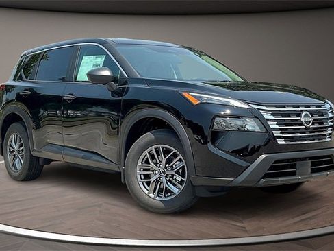 New 2026 Nissan Rogue S image 2