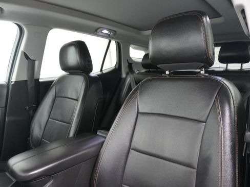 Used 2018 GMC Terrain SLT w/ Preferred Package FWD image 11